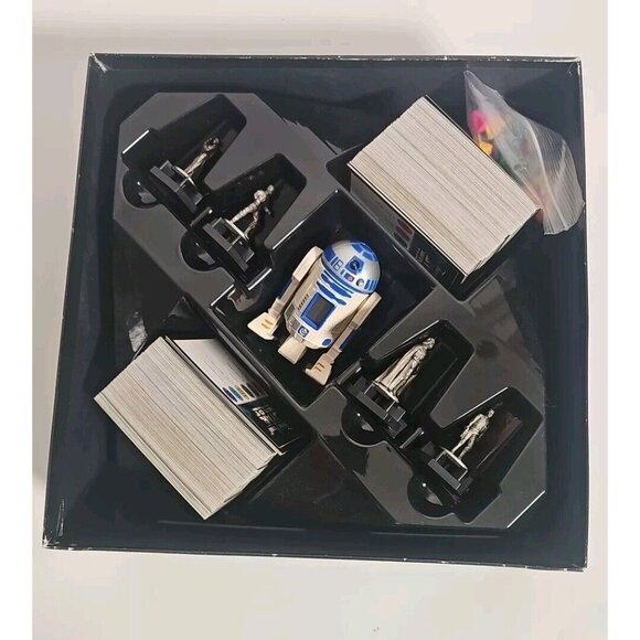 Trivial Pursuit Star Wars Classic Trilogy Collector's Edition Game - Picture 4 of 9